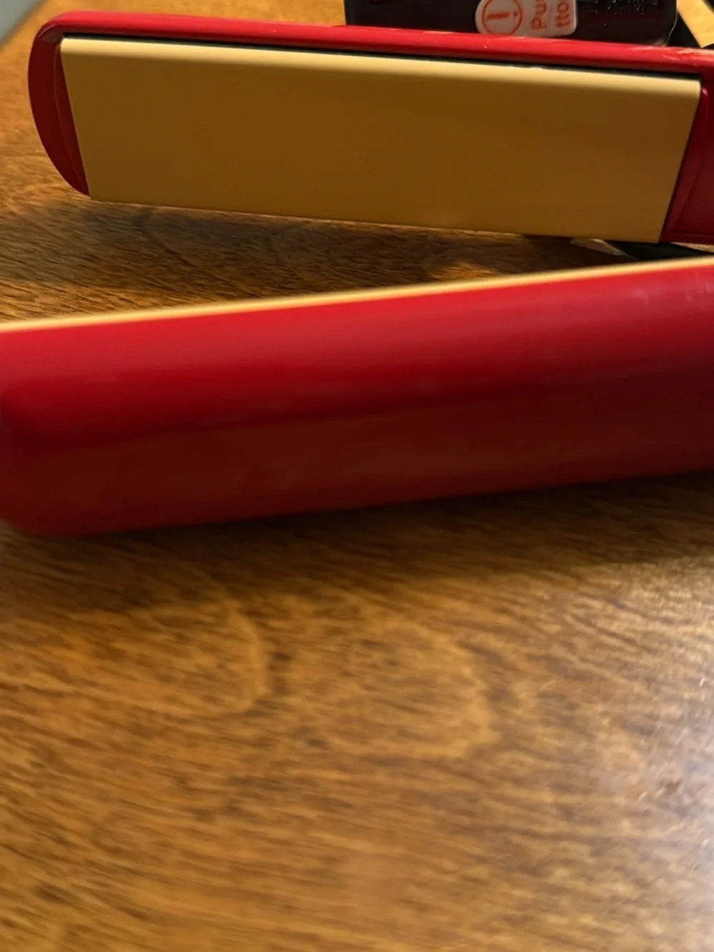 ULTRA CHI Red Ceramic Mini Flat Iron for Women - Compact Styling